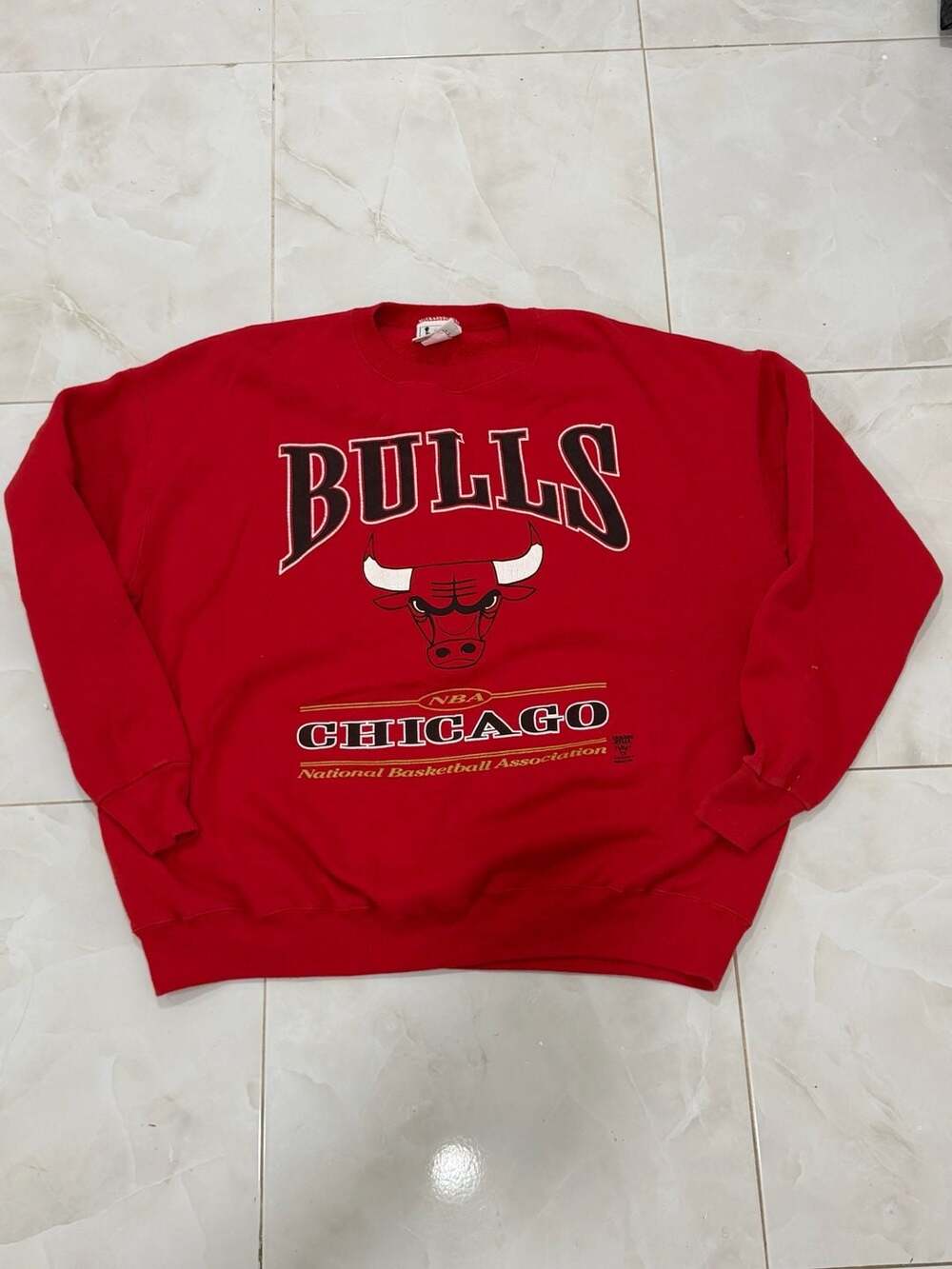 Vintage 90s Lee Sport NBA Chicago Bulls Red Crewneck Sweatshirt